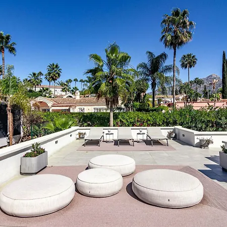 Casiopea- Stunning In Villa
