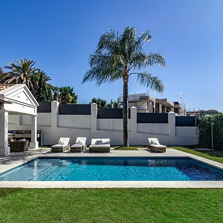 Villa Casiopea- Stunning In *