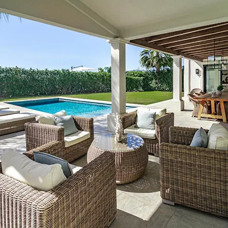 Villa Casiopea- Stunning In *