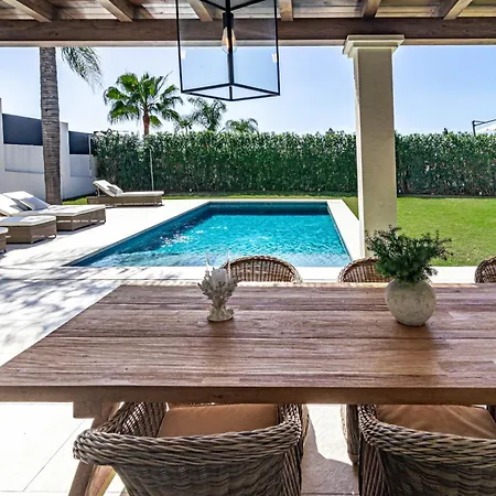 Casiopea- Stunning In Villa